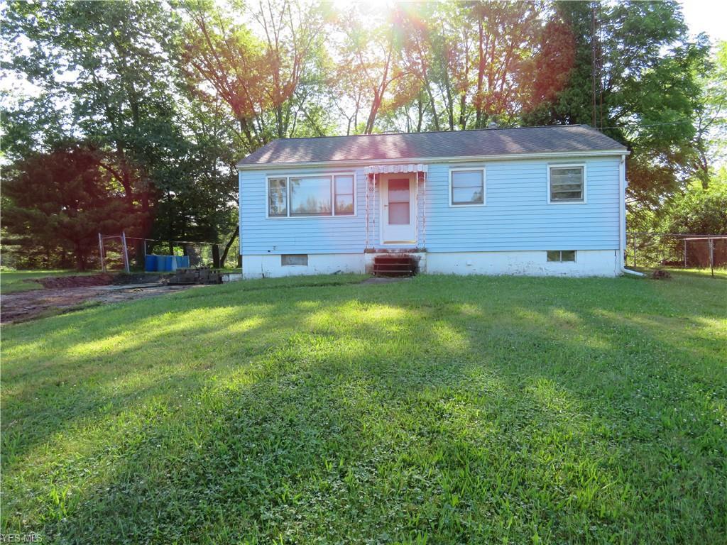 11100 Vaughn Avenue - Photo 1