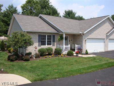 112 Aspen Drive - Photo 1