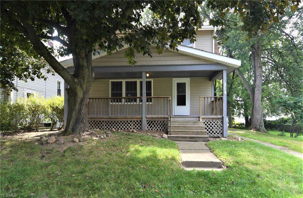 1854 Fernette Avenue - Photo 1