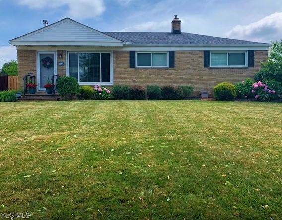 3385 Glenbar Drive - Photo 1