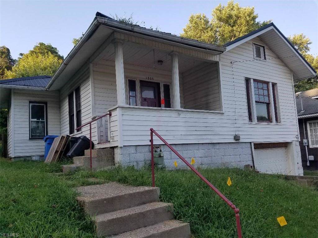 1305 Chestnut Street - Photo 1