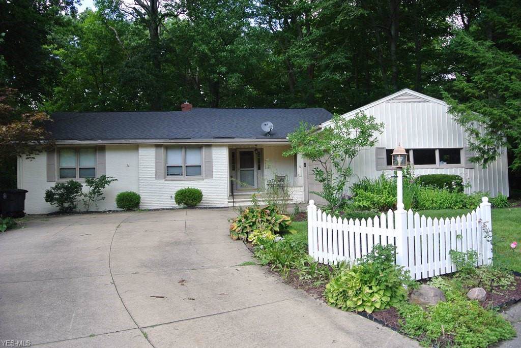585 Northwood Drive - Photo 1