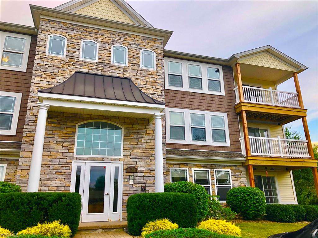 863 Cedar Way - Photo 1