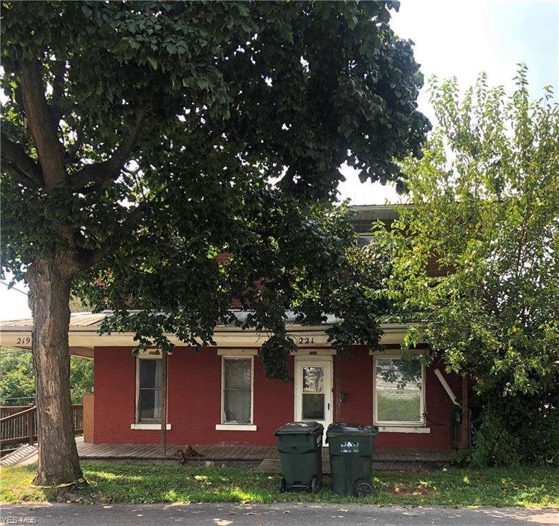 221 6th Street - Photo 1