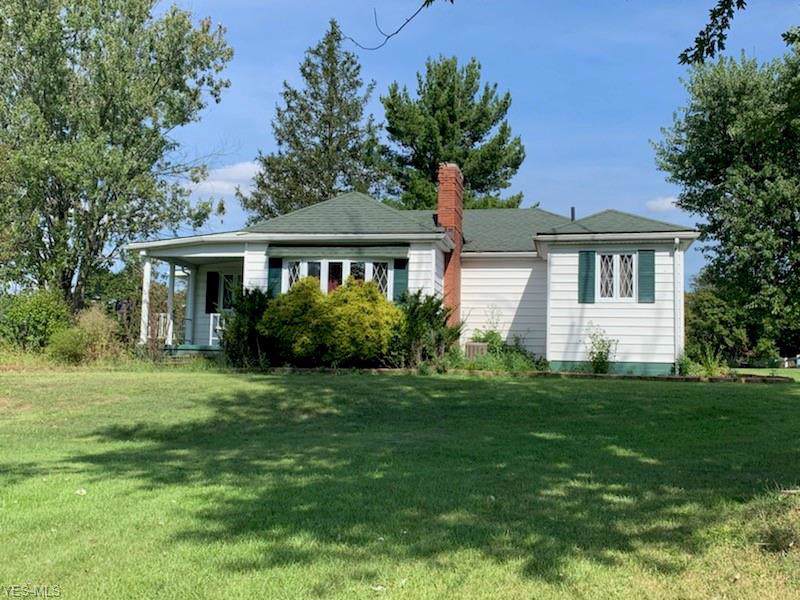 2894 Fernwood Road - Photo 1