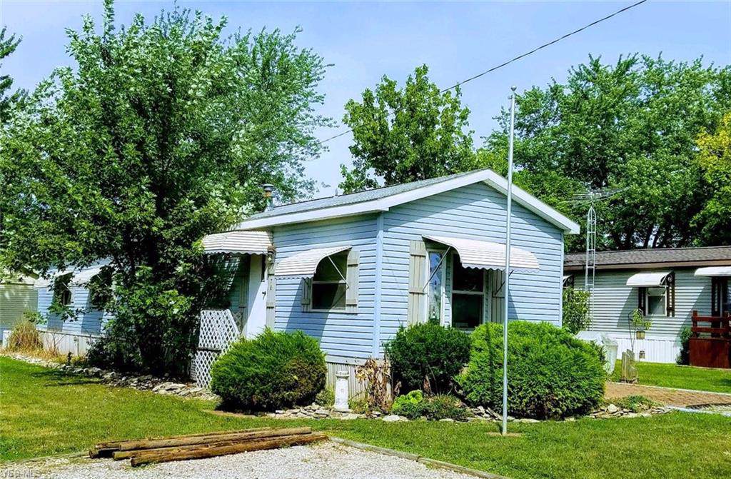 1600 Buck Road - Photo 1