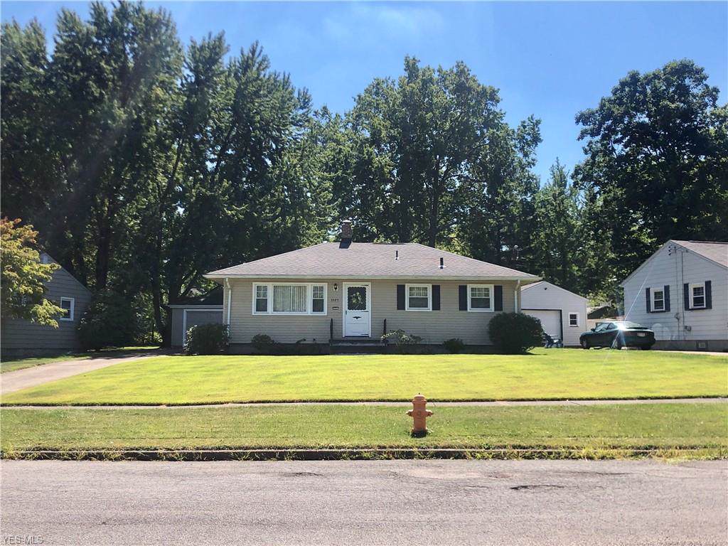 3325 Quentin Drive - Photo 1