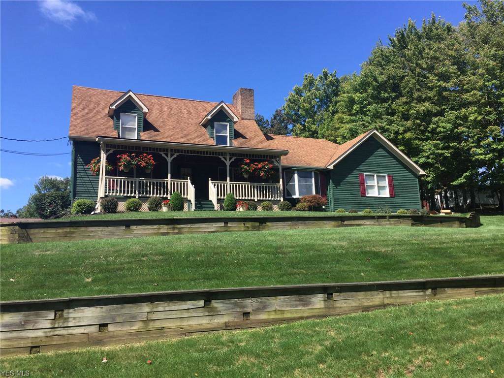 631 Walnut - Photo 1