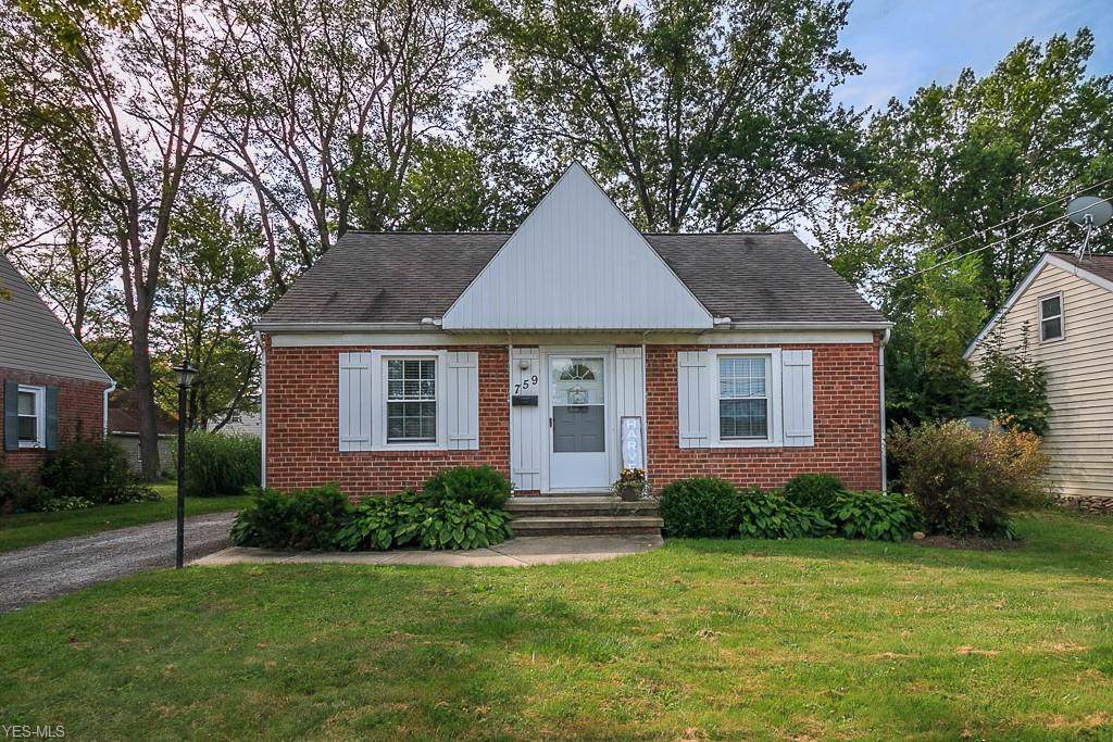 759 Cedarbrook - Photo 1