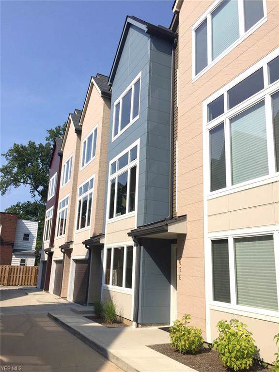 1573 118 Street - Photo 1