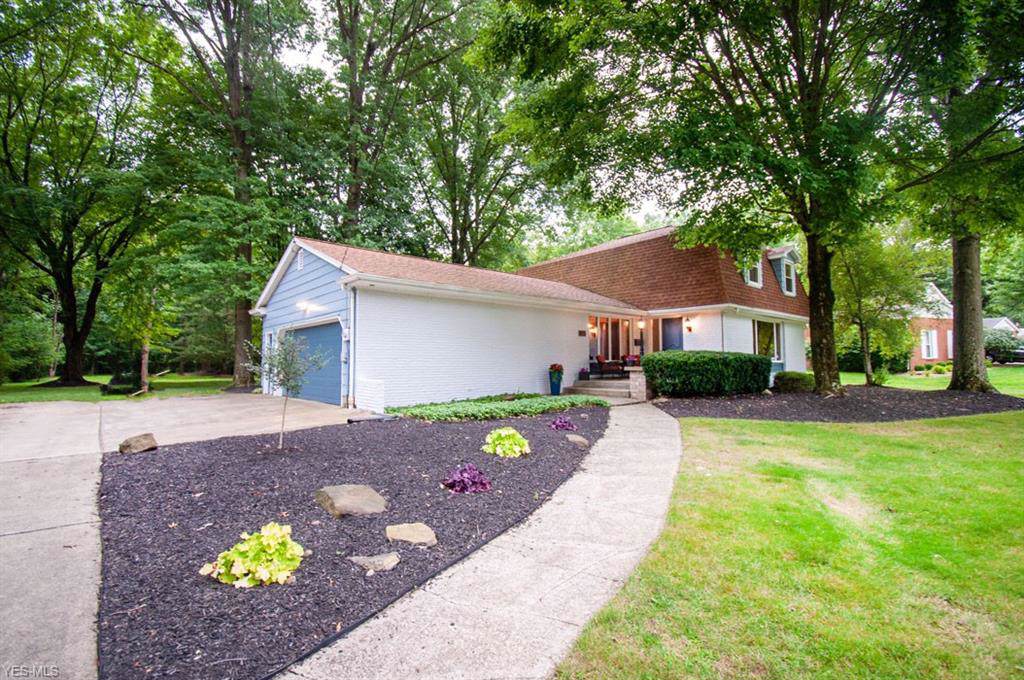 871 Glenbrook - Photo 1