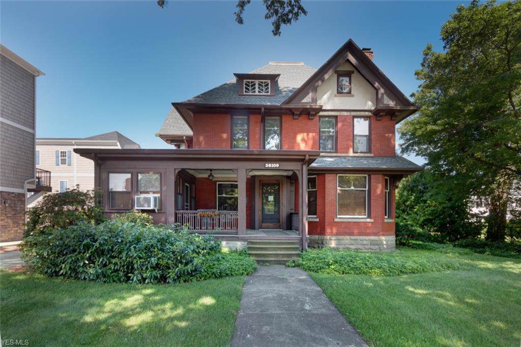 38109 Euclid Avenue - Photo 1