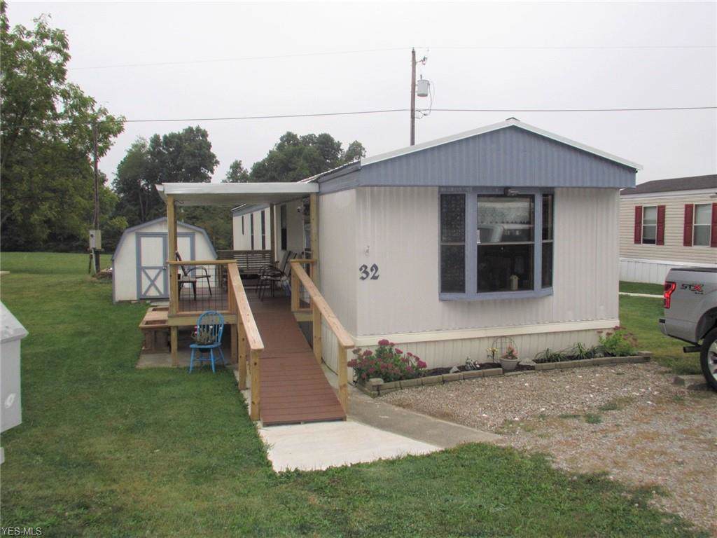 3250 Maysville Pike - Photo 1