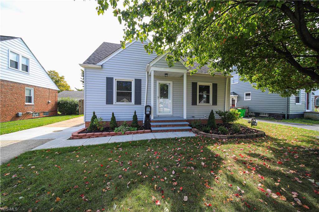 32718 Lake Shore Boulevard - Photo 1