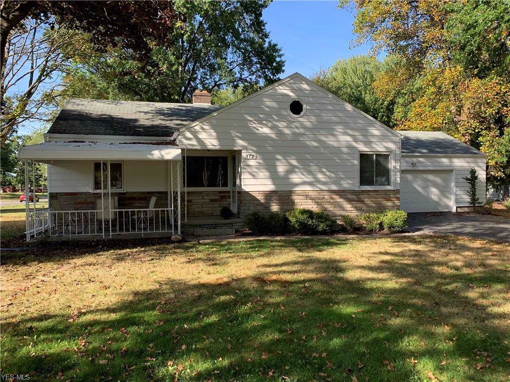372 Wildwood - Photo 1