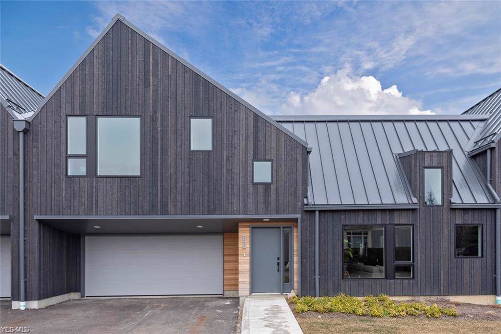 2424 Richmond Road - Photo 1