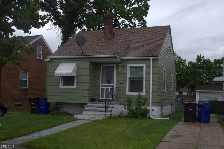 4472 167th Street - Photo 1