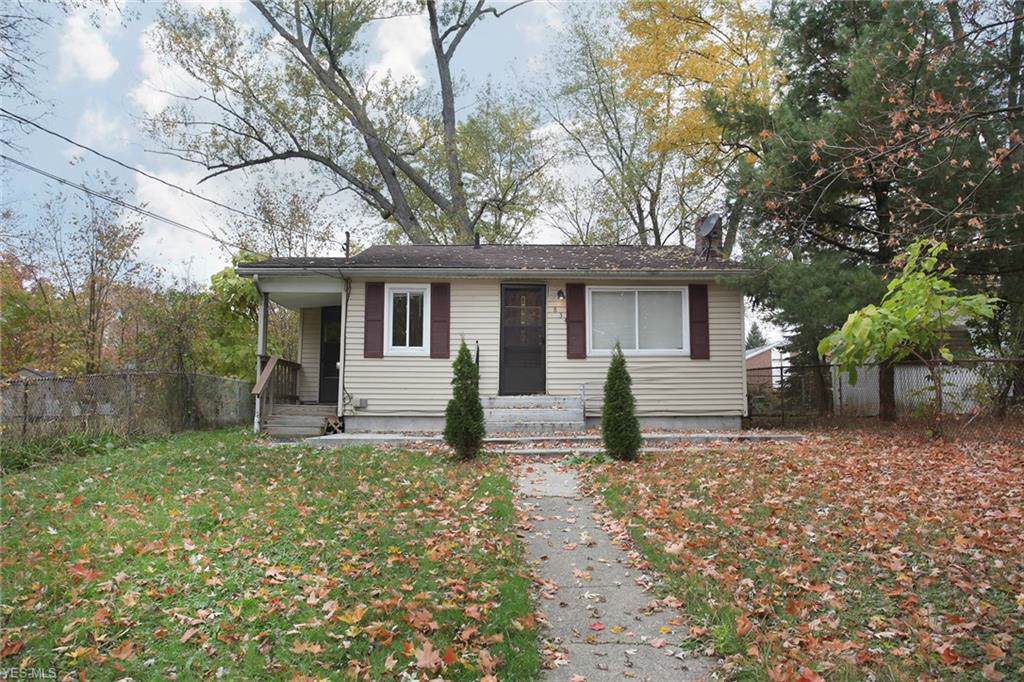 834 East Boulevard - Photo 1