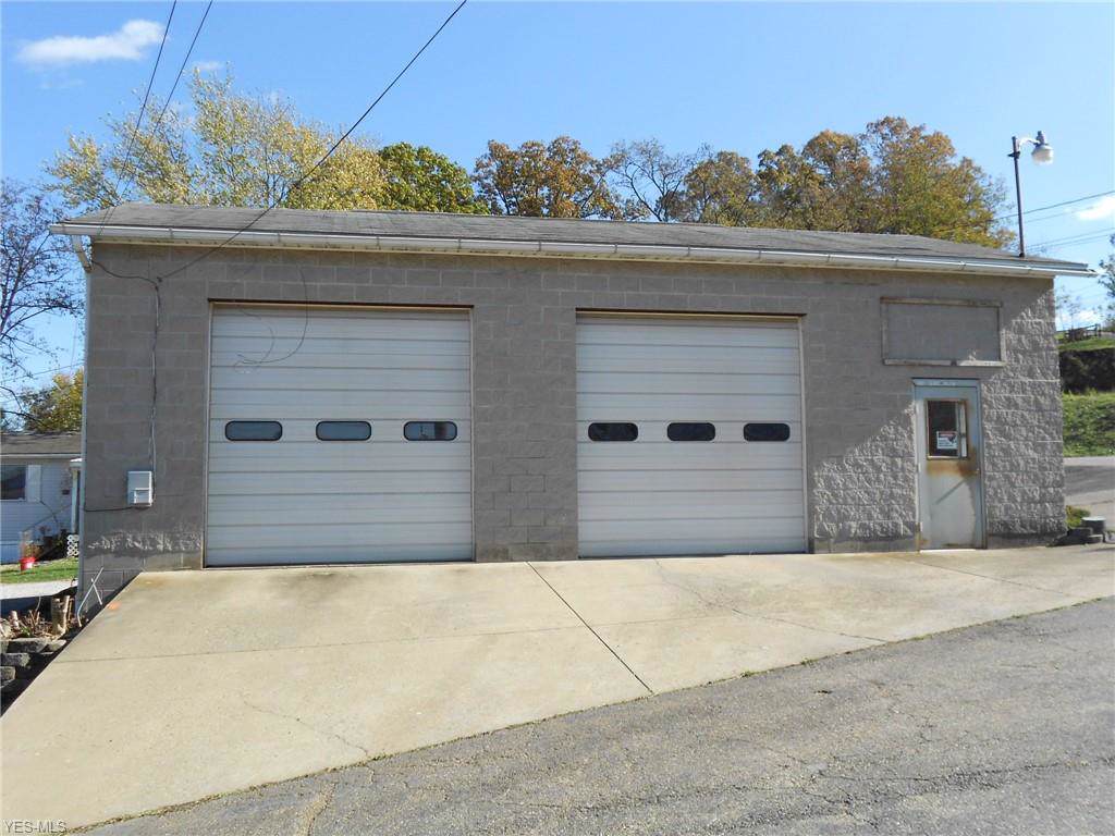1113 Division Street - Photo 1