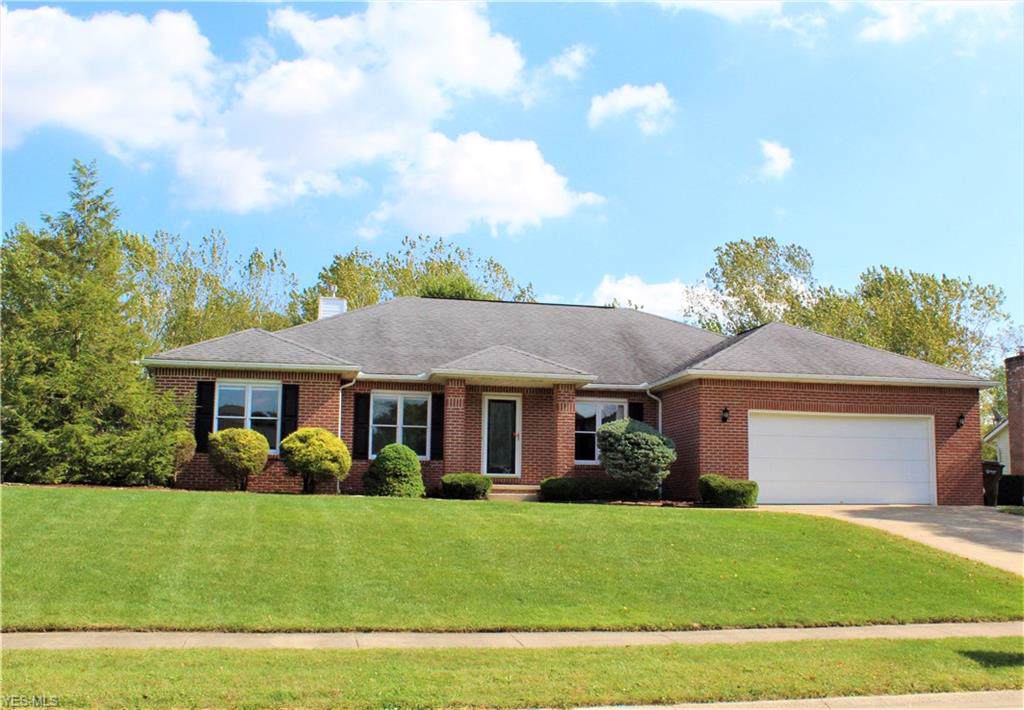 1070 Danielle Avenue - Photo 1