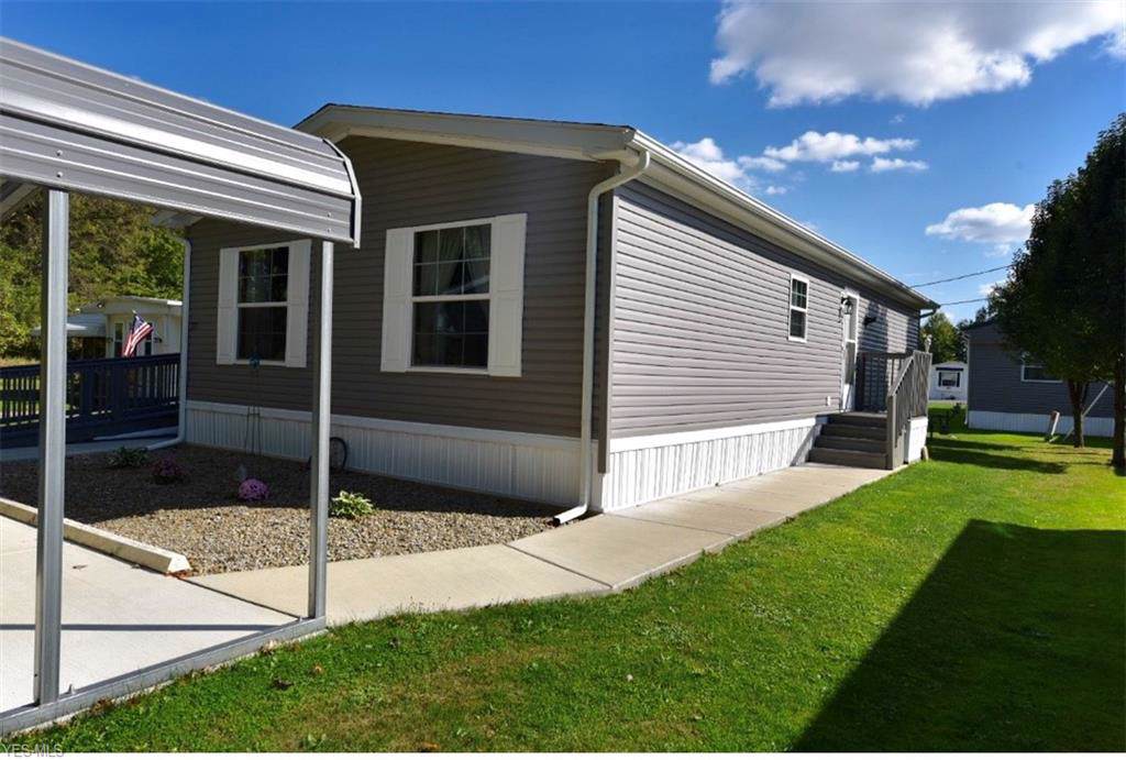 37 Pine Street - Photo 1