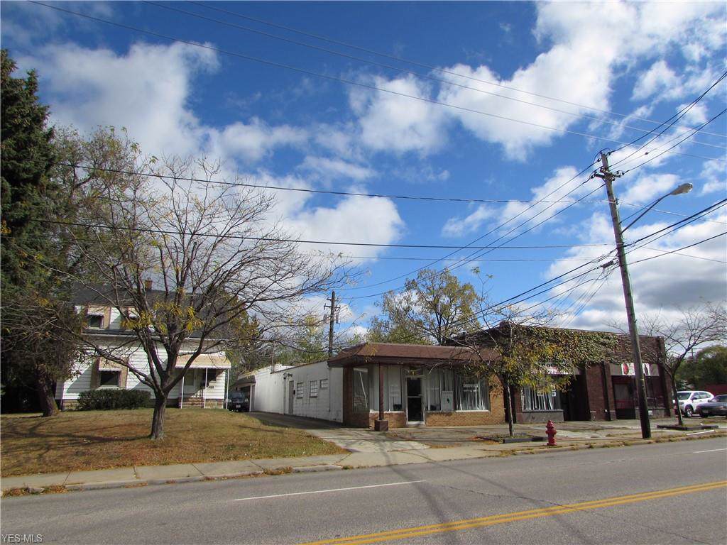 16631 Broadway Avenue - Photo 1