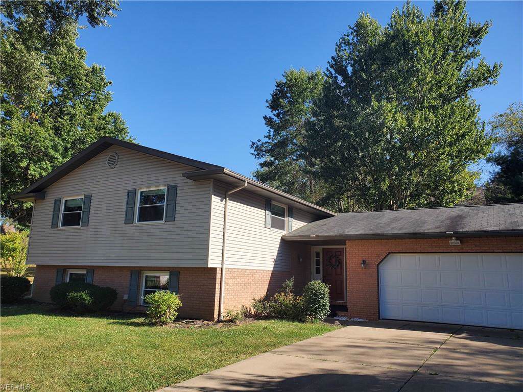 562 Hilan Avenue - Photo 1