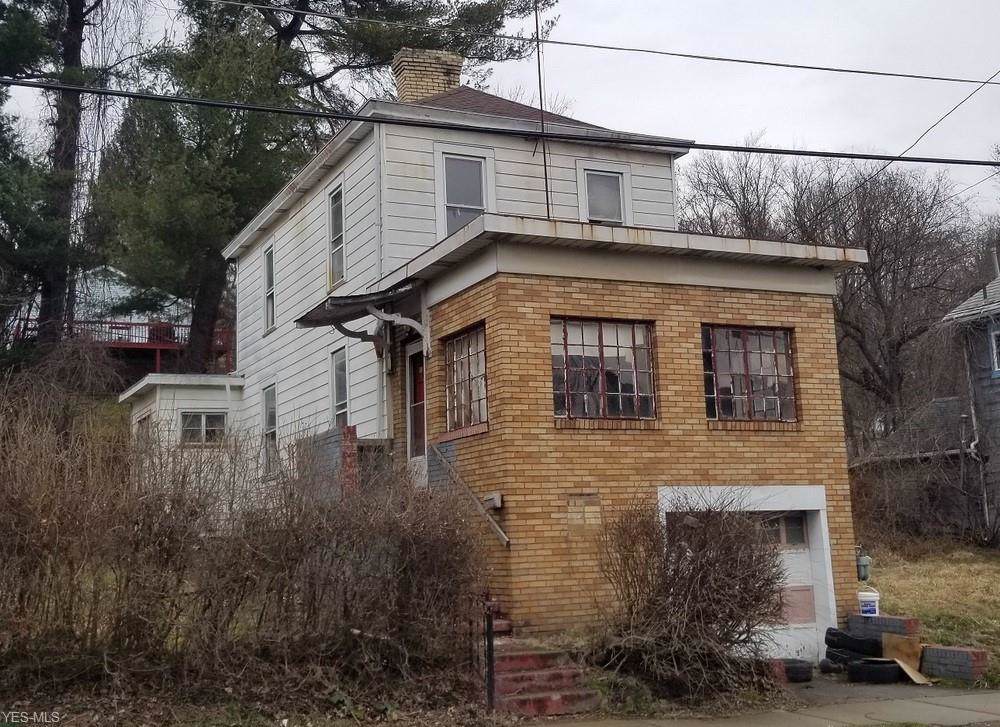 1005 Ambrose Avenue - Photo 1
