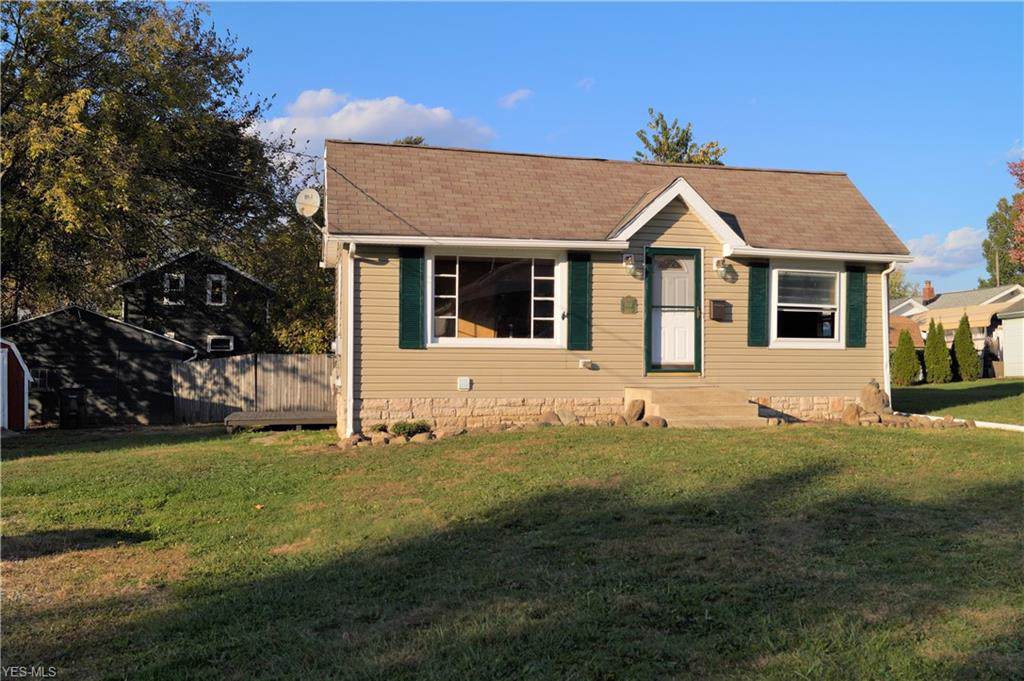 463 Lincoln Avenue - Photo 1