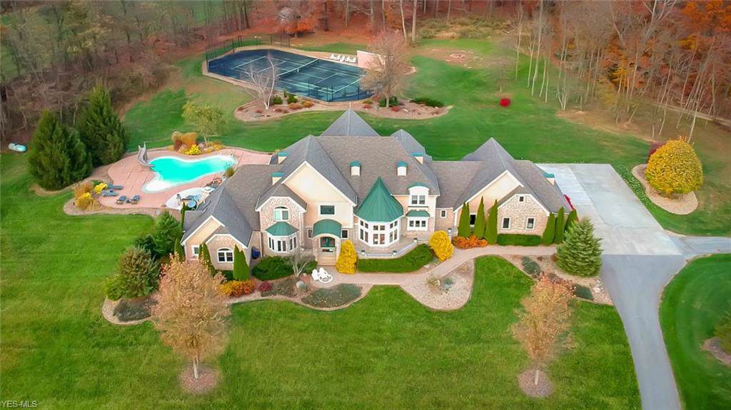 9427 Hubbard Valley Road - Photo 1