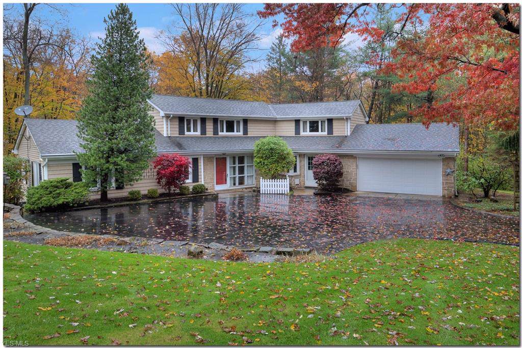 30525 Landerwood Drive - Photo 1