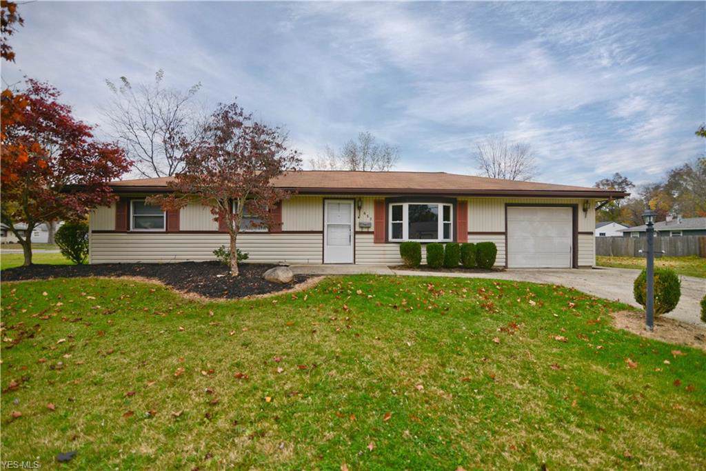 453 Flagler Lane - Photo 1
