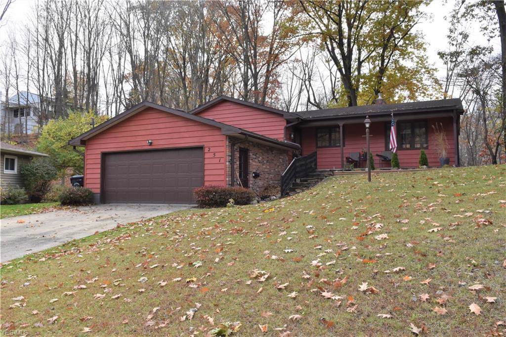 251 Windward Drive - Photo 1