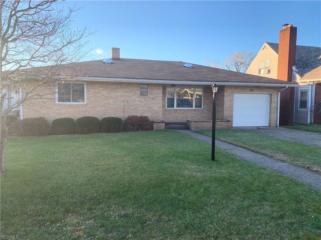 419 Westwood Drive - Photo 1