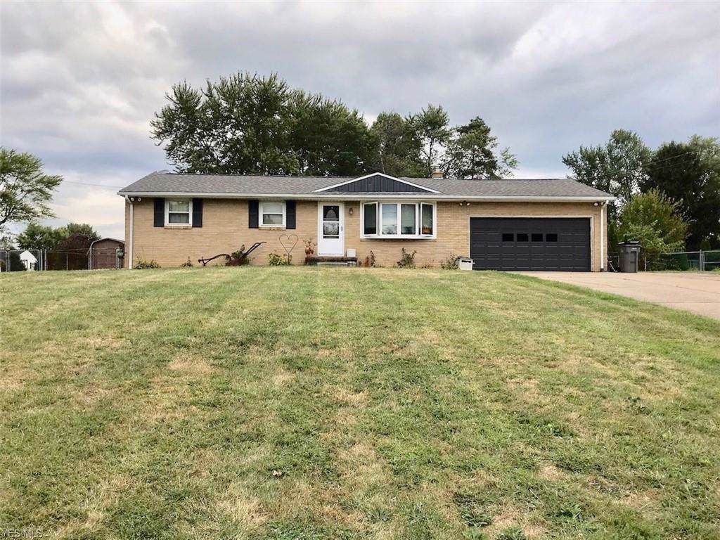 3825 Teakwood Street - Photo 1