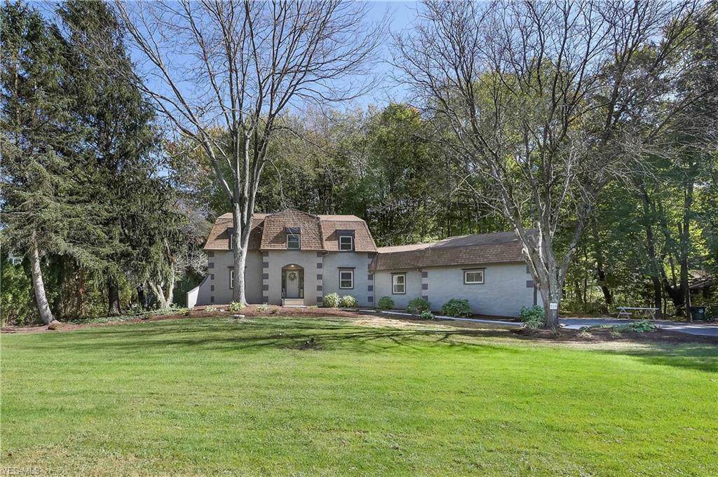 335 Retreat Drive - Photo 1