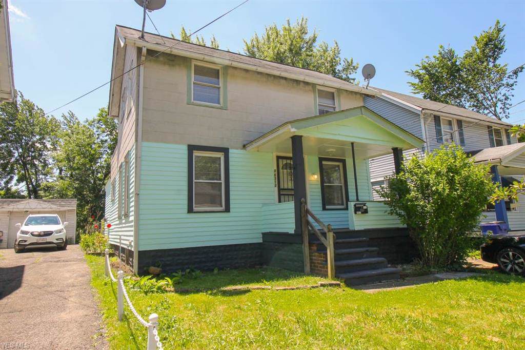 10312 Nelson Avenue - Photo 1