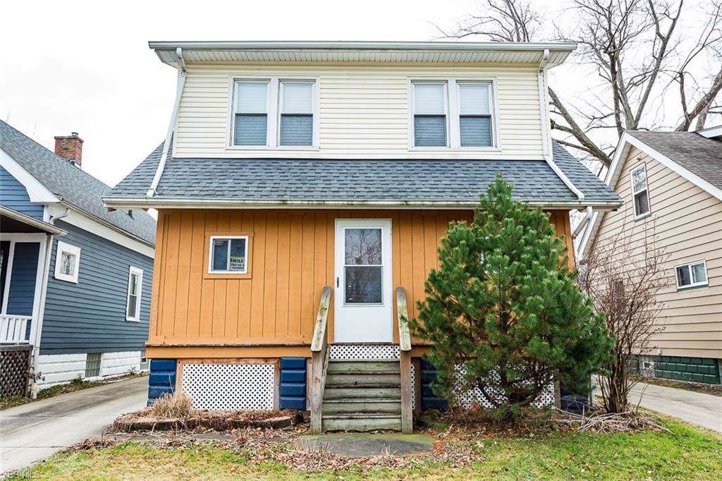 9412 Grand Division Avenue - Photo 1
