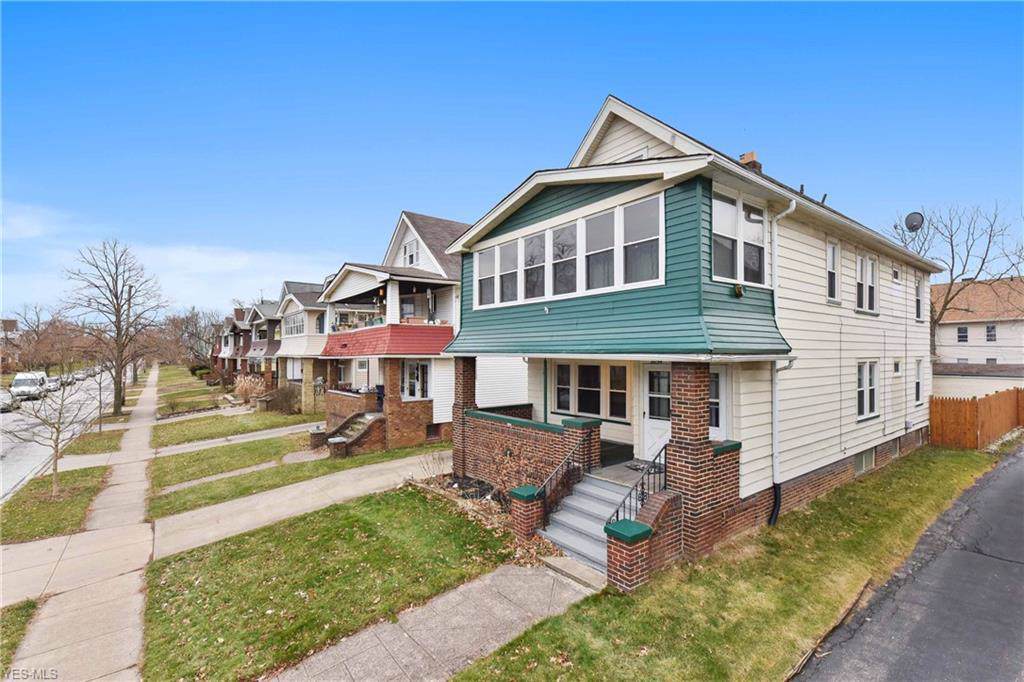 2032 Waterbury Road - Photo 1