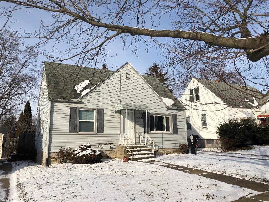 1708 Oakwood Avenue - Photo 1