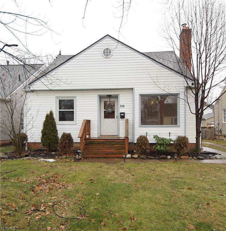 319 Elmwood - Photo 1