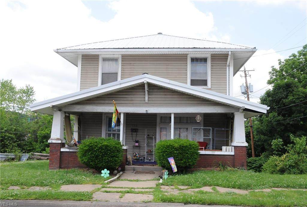 215 6th Street - Photo 1