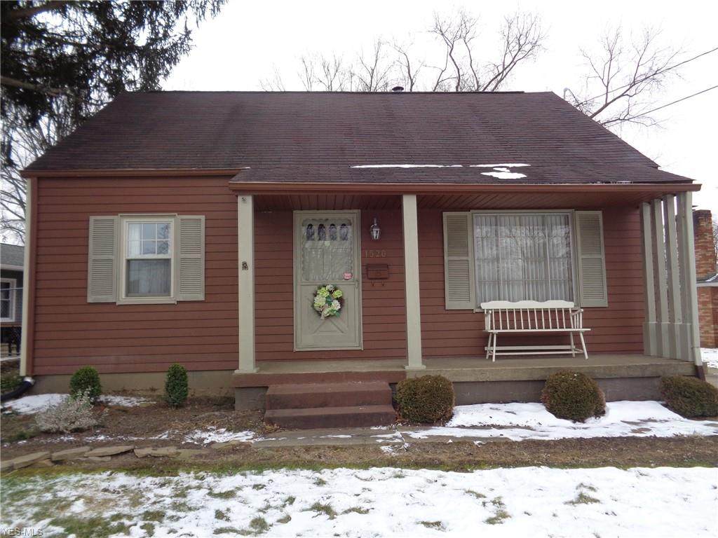 1520 Beechwood Street - Photo 1