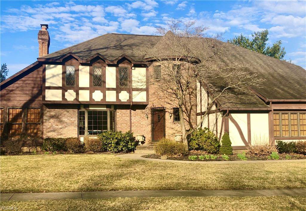 368 Lake Of The Woods Boulevard - Photo 1