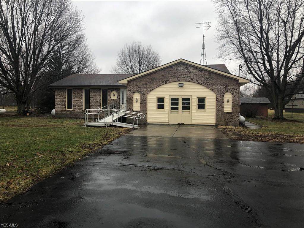 49015 Middle Ridge Road - Photo 1