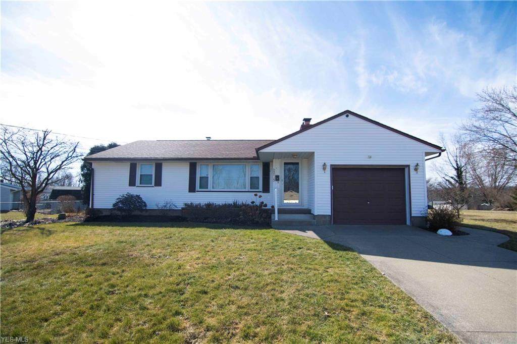 2975 Meadowcrest Street - Photo 1