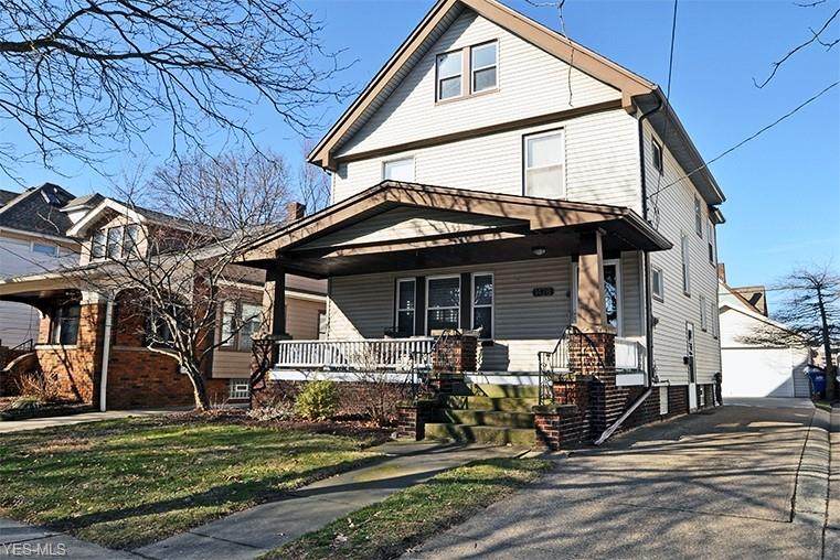 1428 Larchmont Avenue - Photo 1