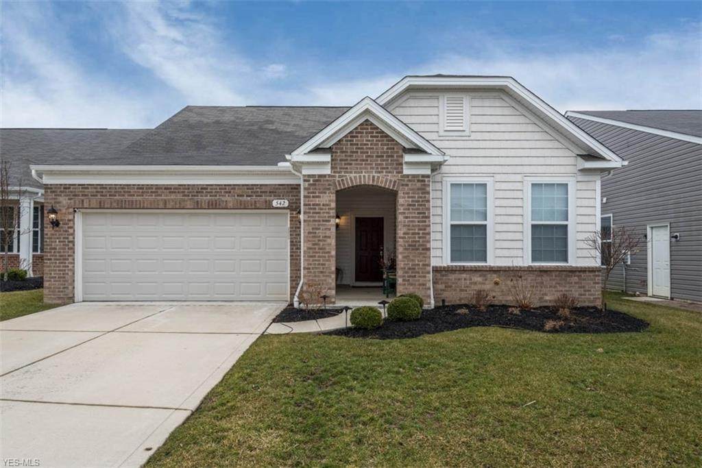 542 Arbor Lane - Photo 1