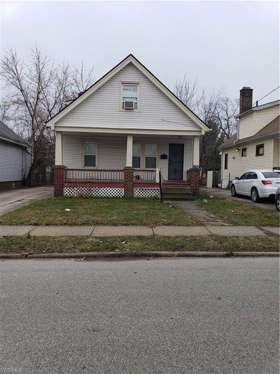 12508 Angelus Avenue - Photo 1