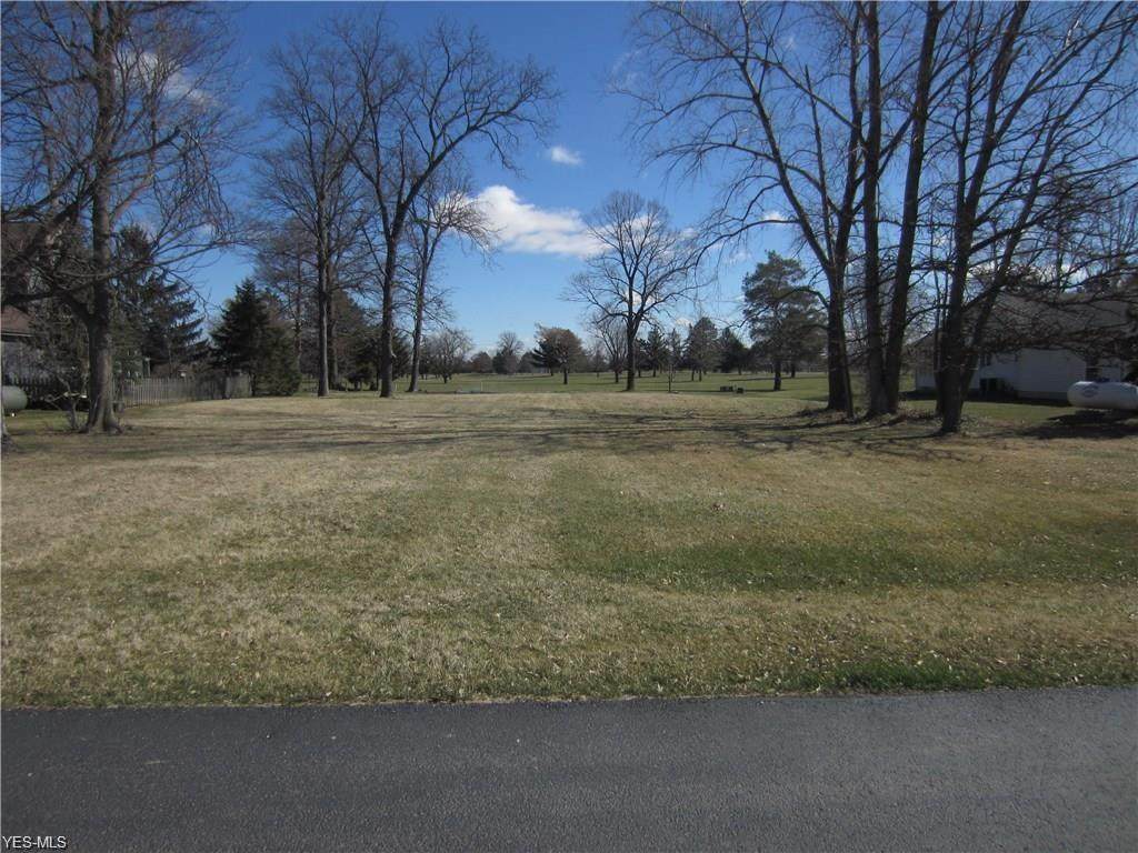 1277 Golf Lane - Photo 1